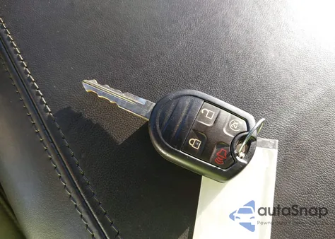 2015 Ford F-250 Lariat z USA, uszkodzony, nr VIN 1FT7W2BT0FEC39981